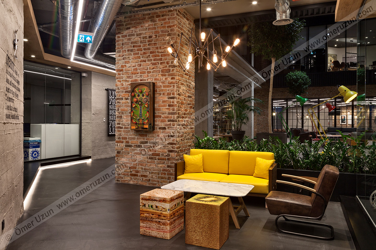 D.ream corporate office seats at the courtyard