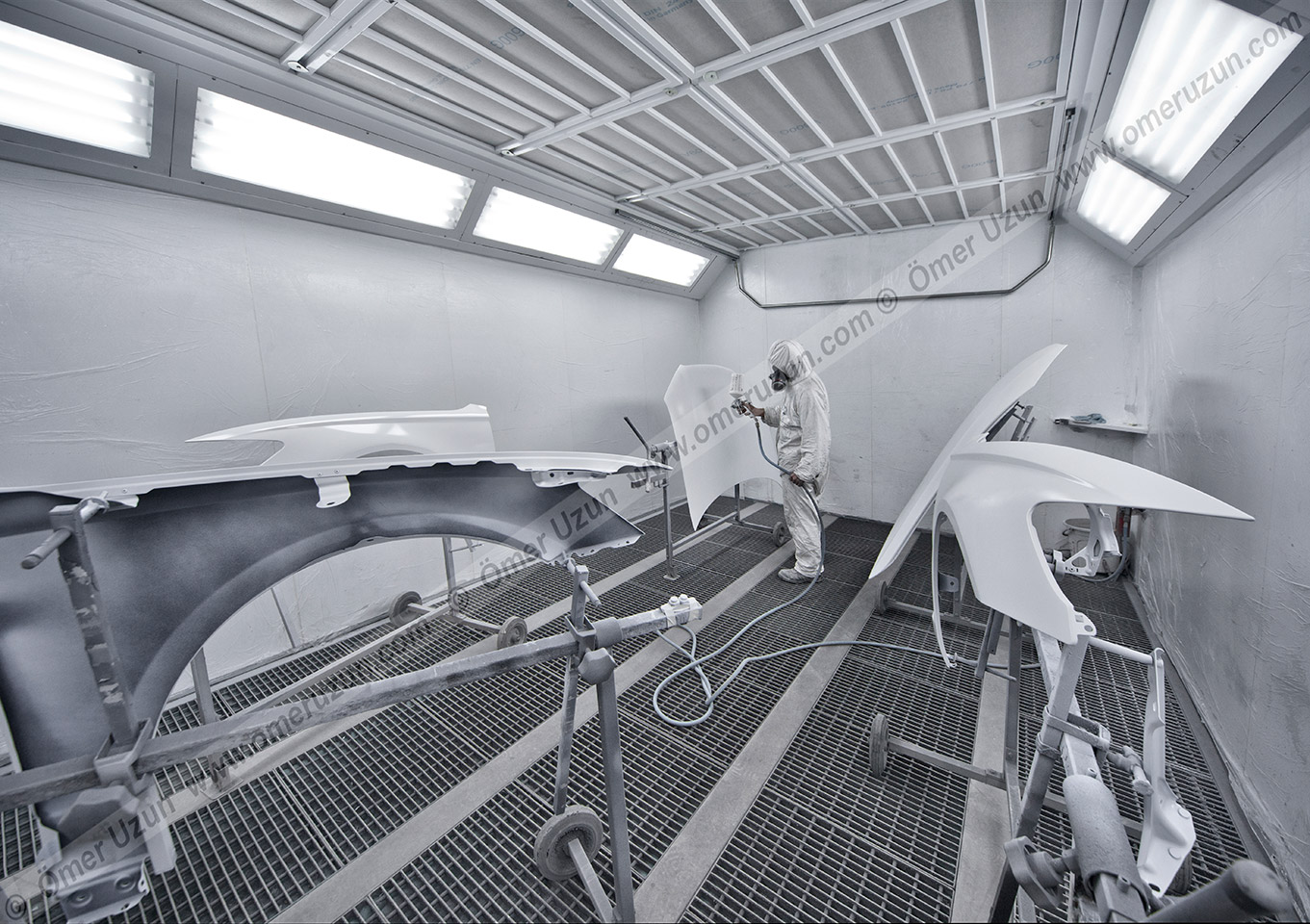 Erel Automotive Car Showroom car painting cabin