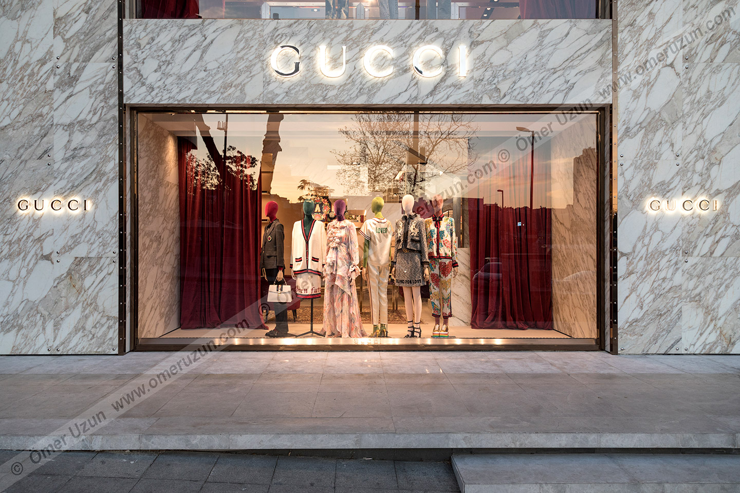 Gucci Store Istanbul entrence