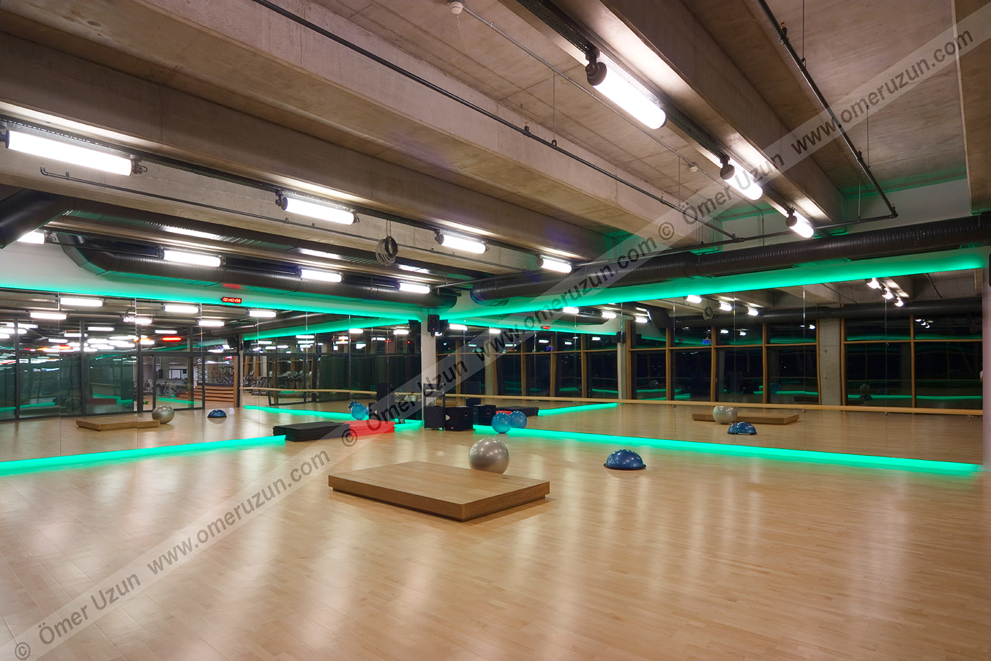 MAC Gym Istanbul empty training hall with mirrors