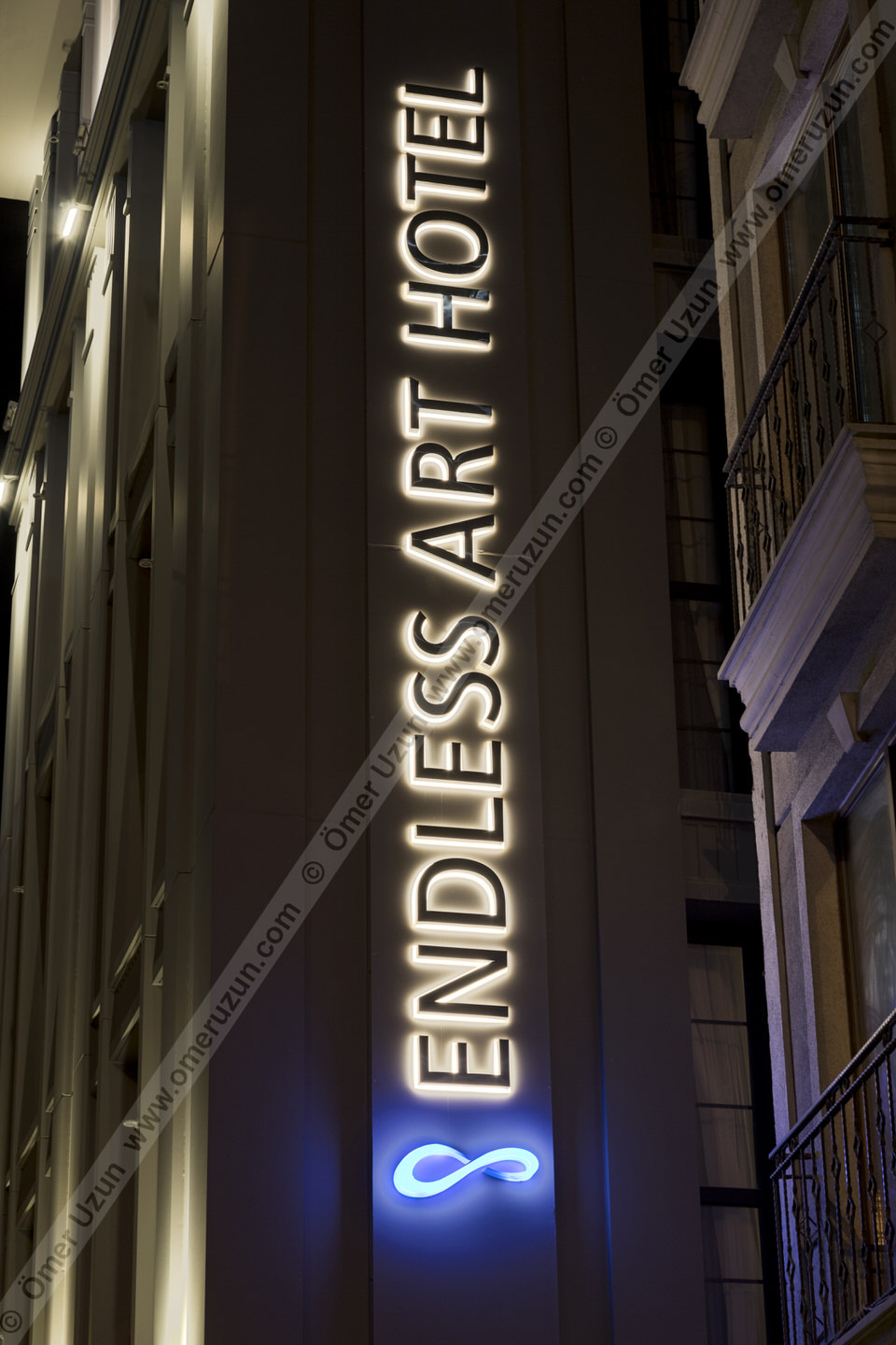 Endless Art Hotel Exterior View 3